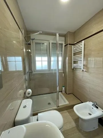 Guest house Chalet Pension Rooms Abril Madrid Spain