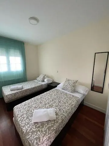 Chalet Pension Rooms Abril Madrid 0*,